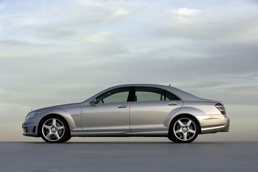  Mercedes-Benz S65 AMG 2007 года  (фото 5 из 27)